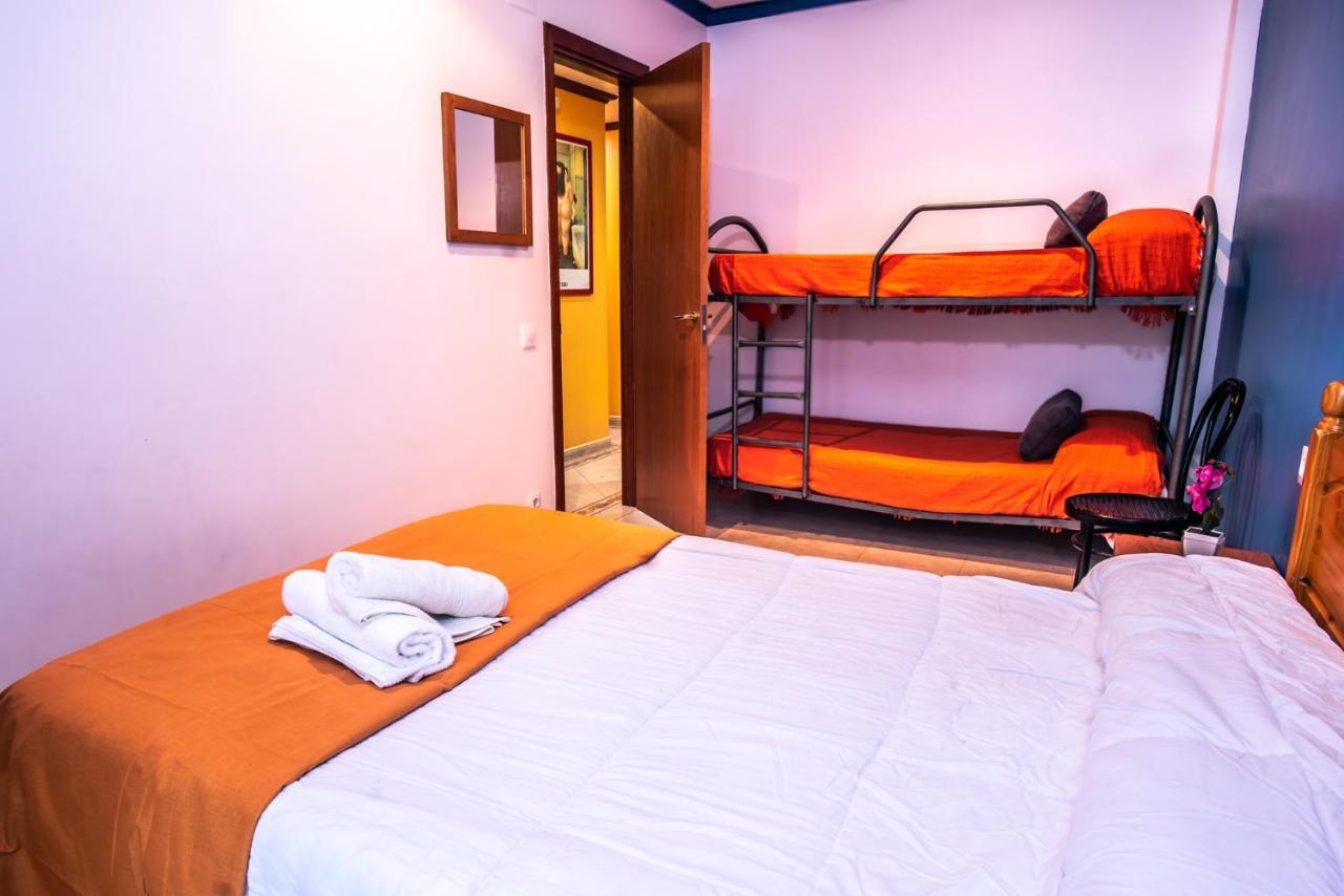 Apartaments Yaco Lloret de Mar Ngoại thất bức ảnh