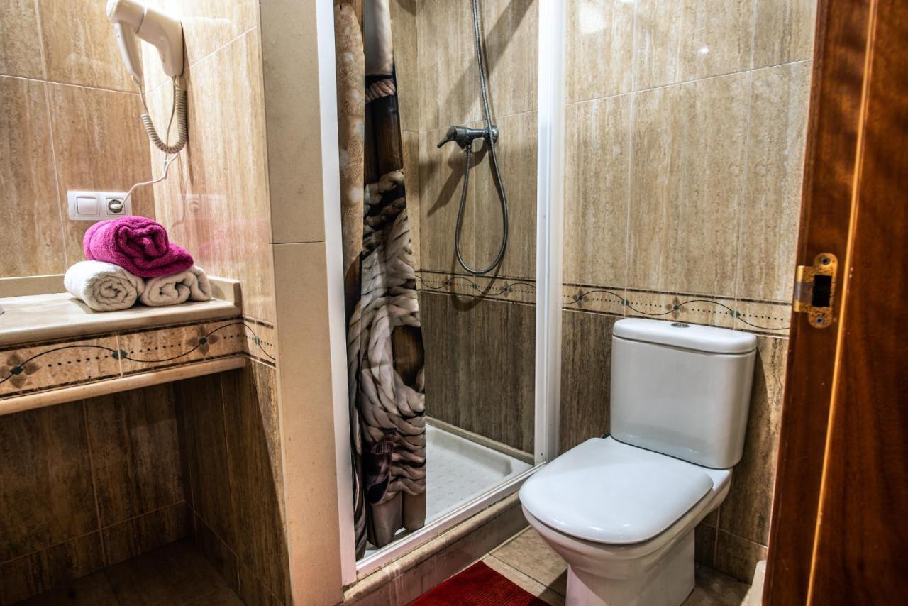 Apartaments Yaco Lloret de Mar Ngoại thất bức ảnh