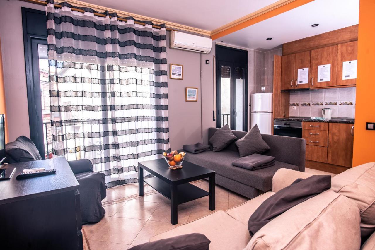 Apartaments Yaco Lloret de Mar Ngoại thất bức ảnh